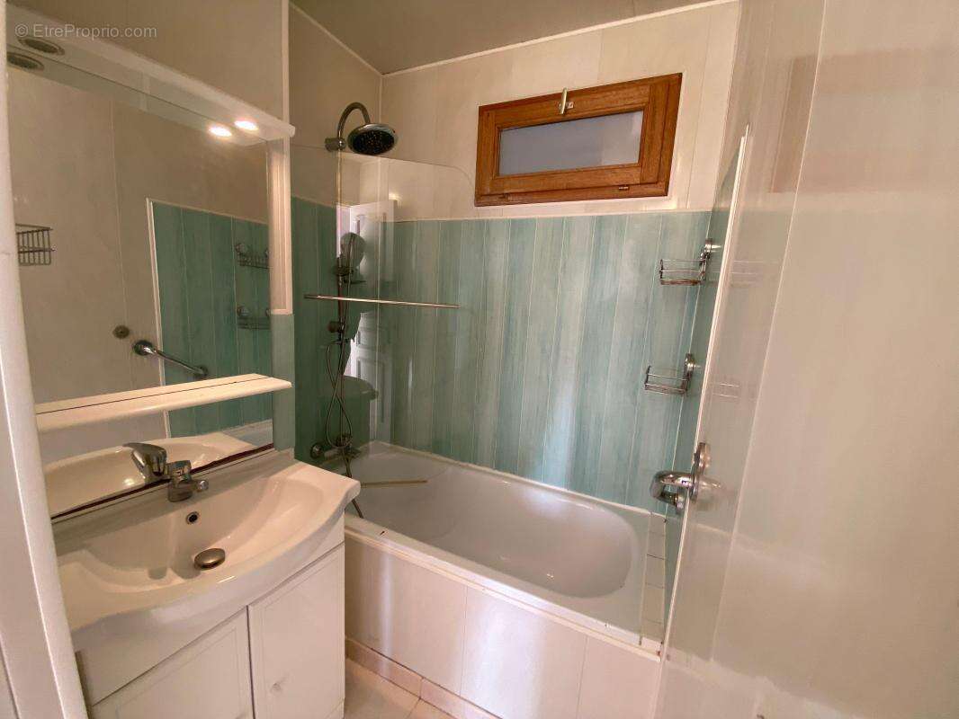 Appartement à RIVES