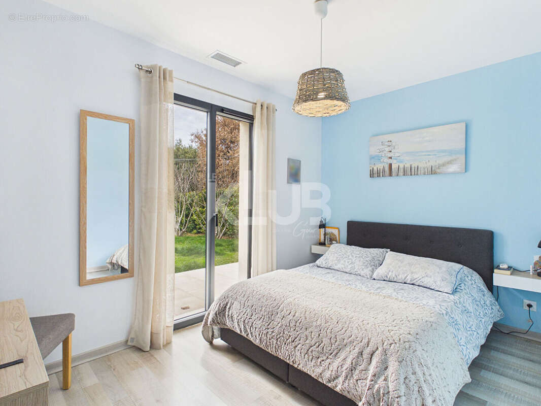 Maison à VINON-SUR-VERDON