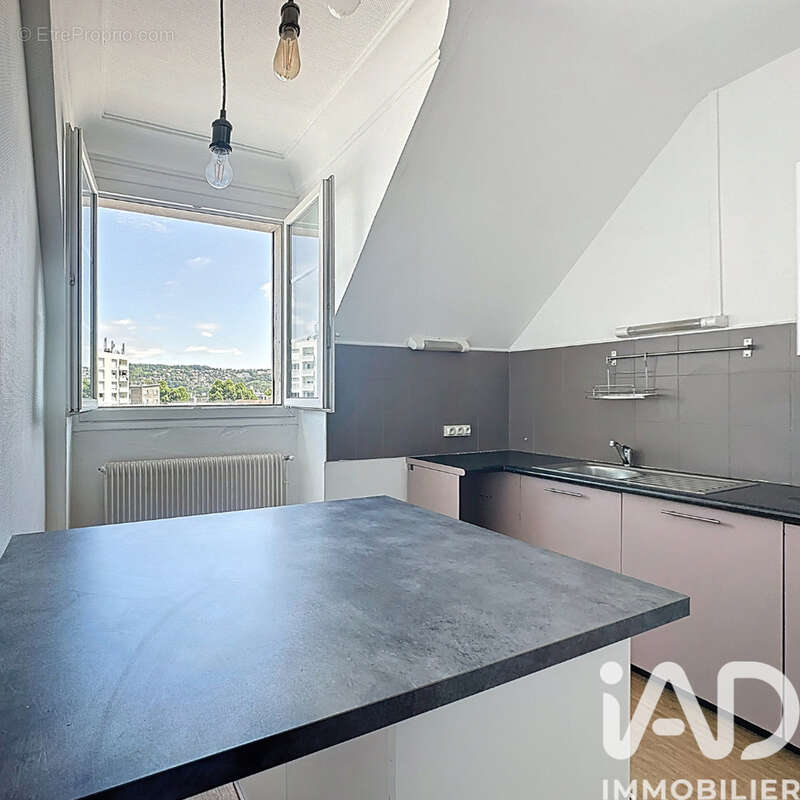 Photo 3 - Appartement à SOTTEVILLE-LES-ROUEN