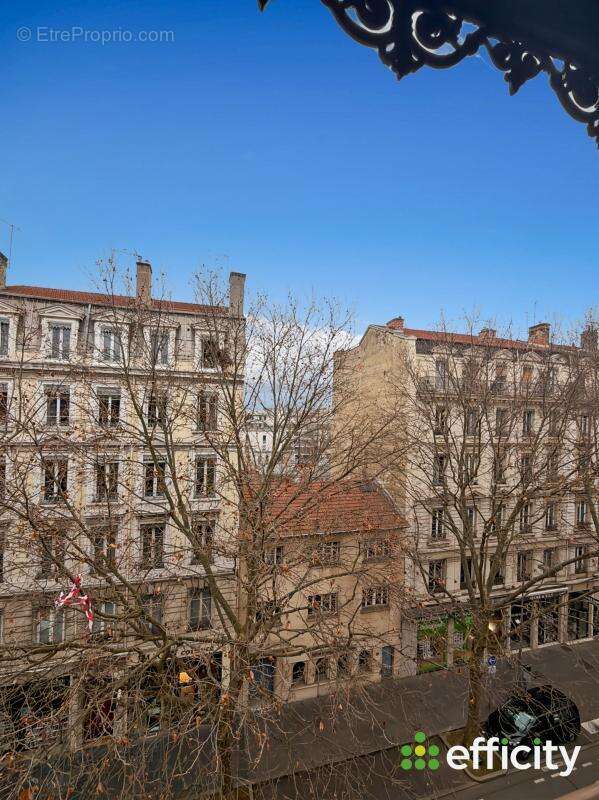 Appartement à LYON-6E