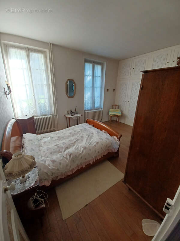 Maison à LA CHARITE-SUR-LOIRE