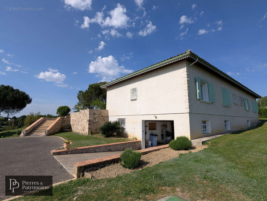 Maison à LAVARDAC
