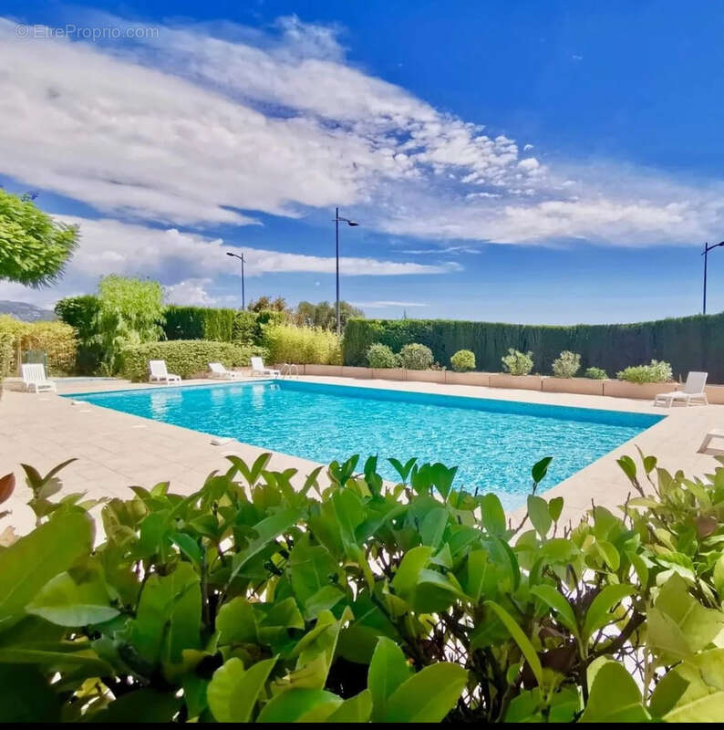 Appartement à ROQUEBRUNE-CAP-MARTIN