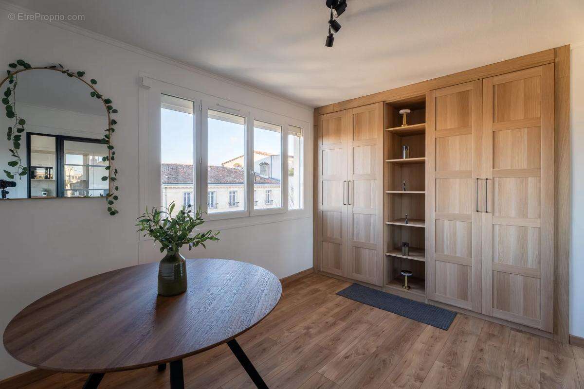 Appartement à BORDEAUX