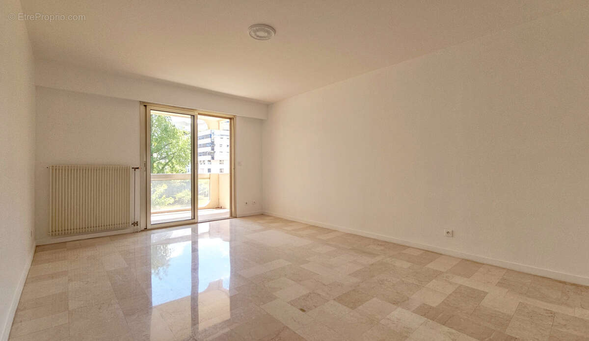 Appartement à LYON-6E