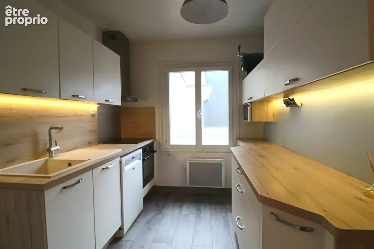 LE PORT-MARLY - Apt 4 pièces de 87m2 - Box et Parking - photo 10