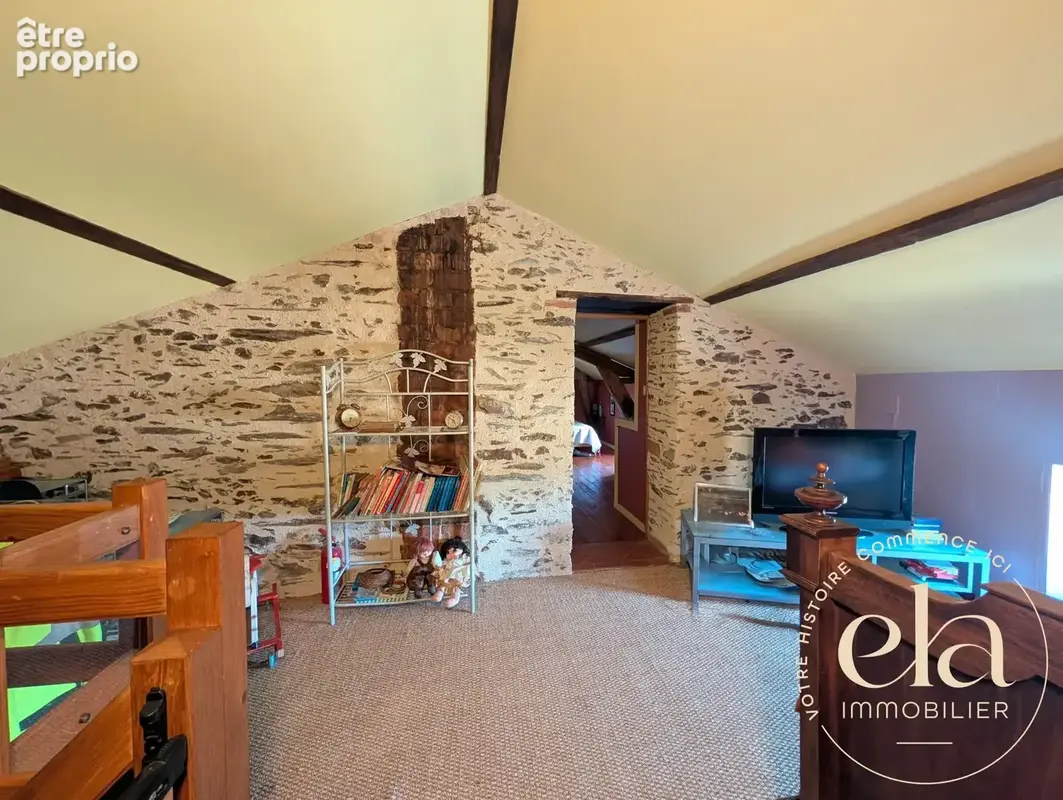 Maison 163 m² à La Meilleraie-Tillay  - photo 7