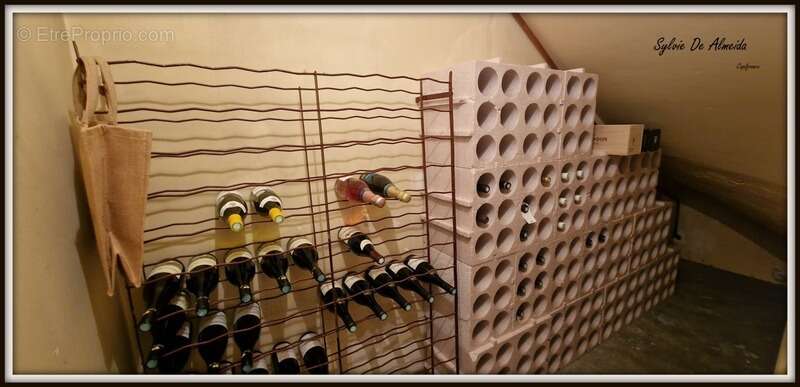 Maison à BAGE-LE-CHATEL