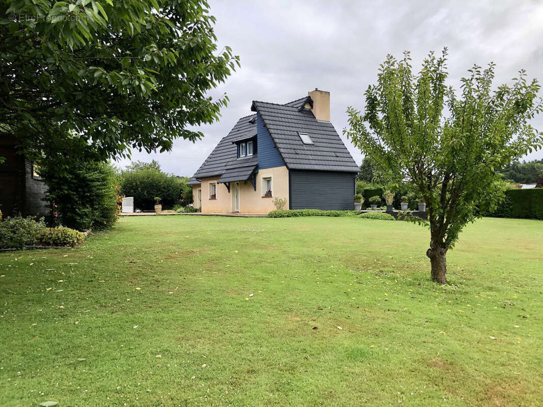 Maison à CORMEILLES