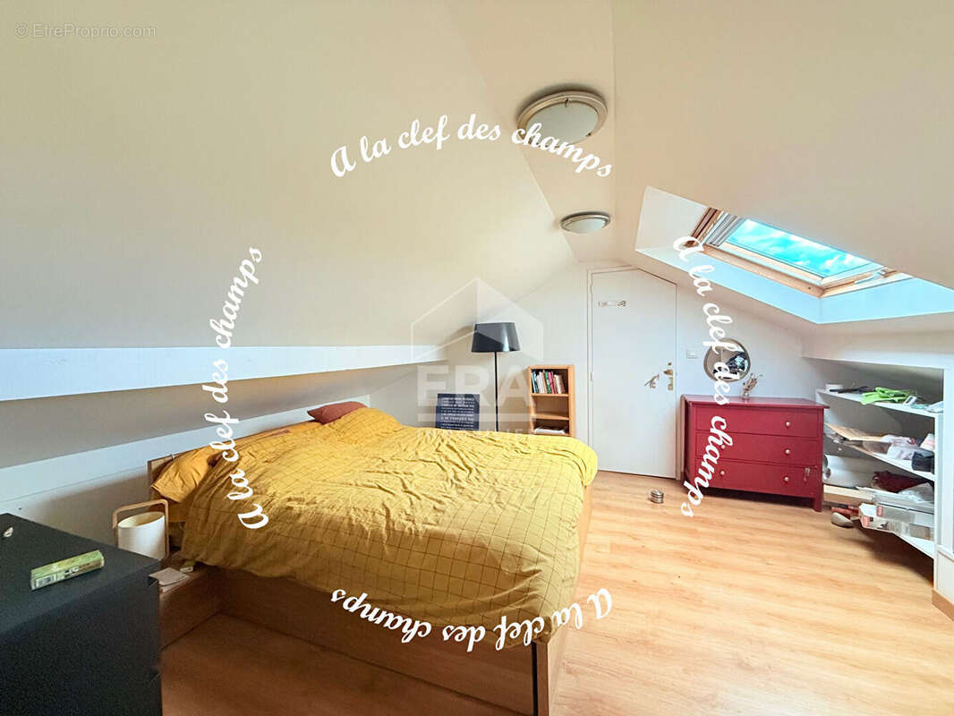 Appartement à BURES-SUR-YVETTE