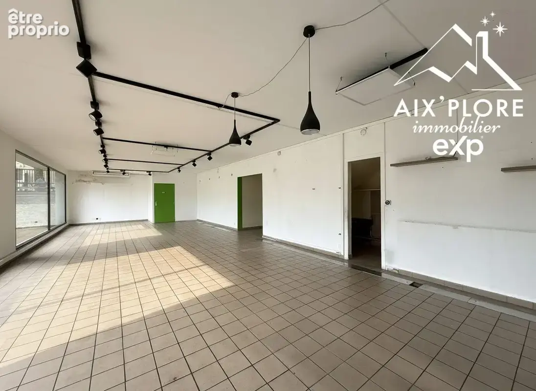 Commerce 863 m² à vendre à Meythet (74960) - photo 2