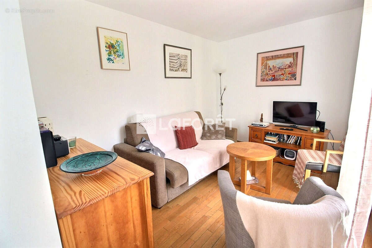 Appartement à GENNEVILLIERS