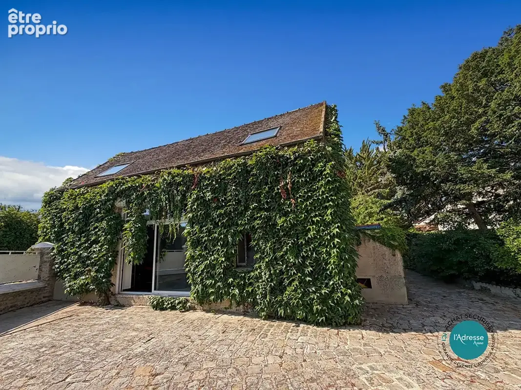 Maison à MENNECY
