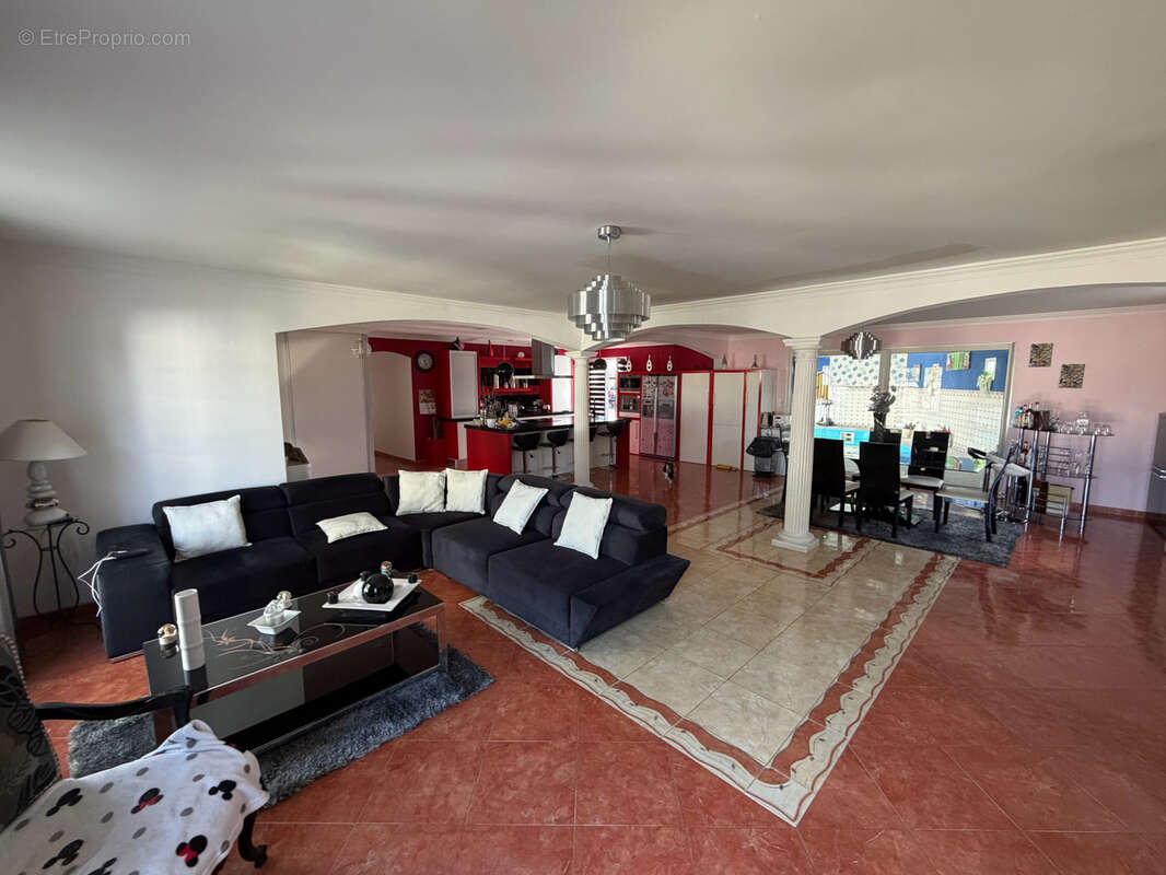 Maison à NAINTRE