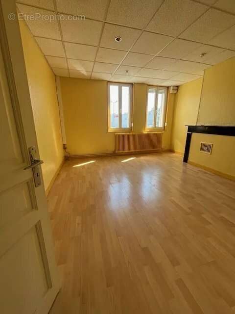 Appartement à LE CATEAU-CAMBRESIS