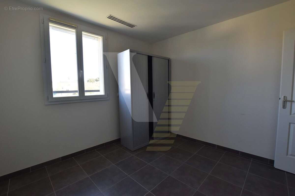 Appartement à VILLENEUVE-LES-BEZIERS