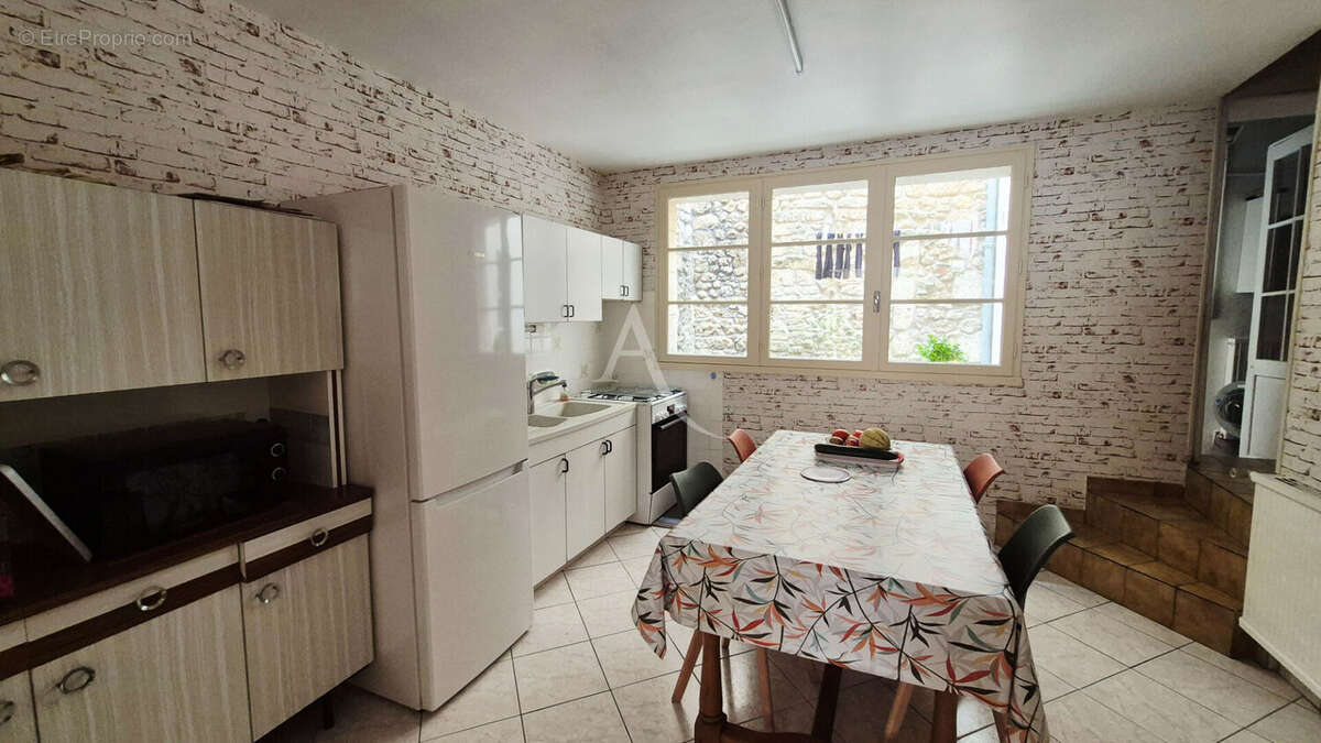 Maison coeur de ville à Saintes - photo 2