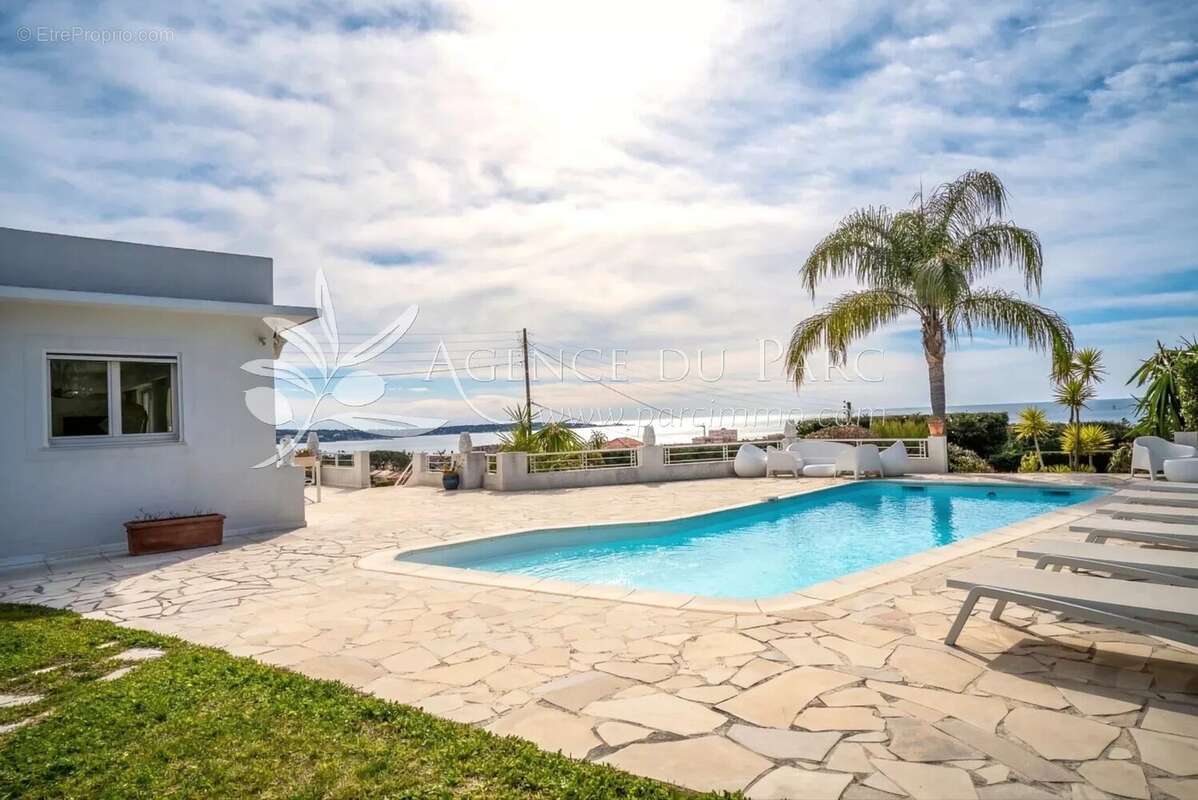 Elégante villa avec vue mer époustouflante! - photo 5