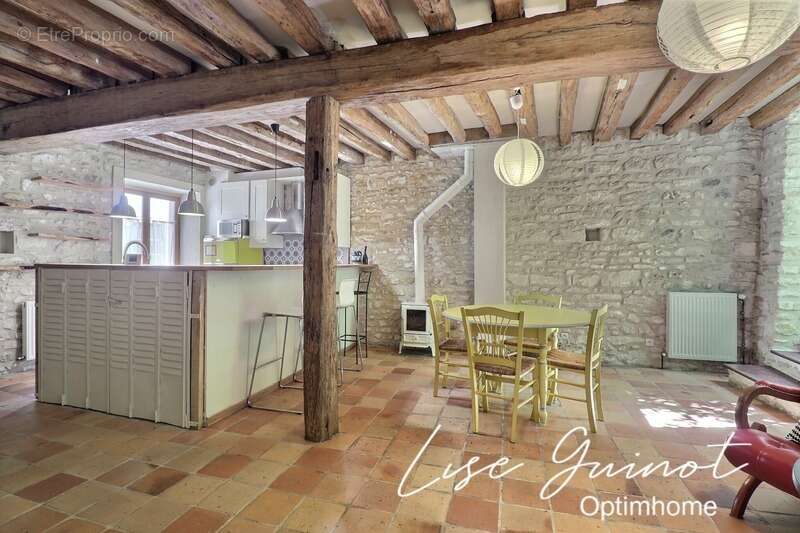 Maison à MAULE