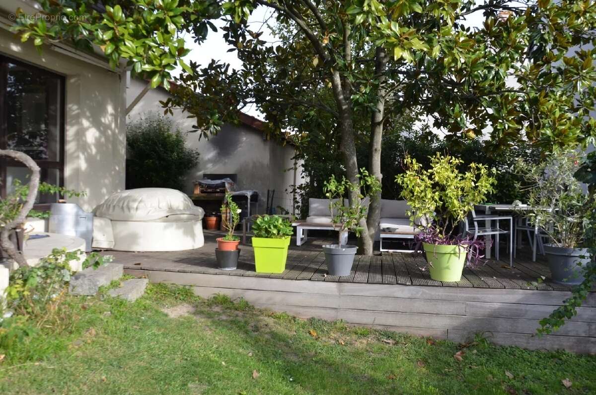 Maison à CHAMPIGNY-SUR-MARNE