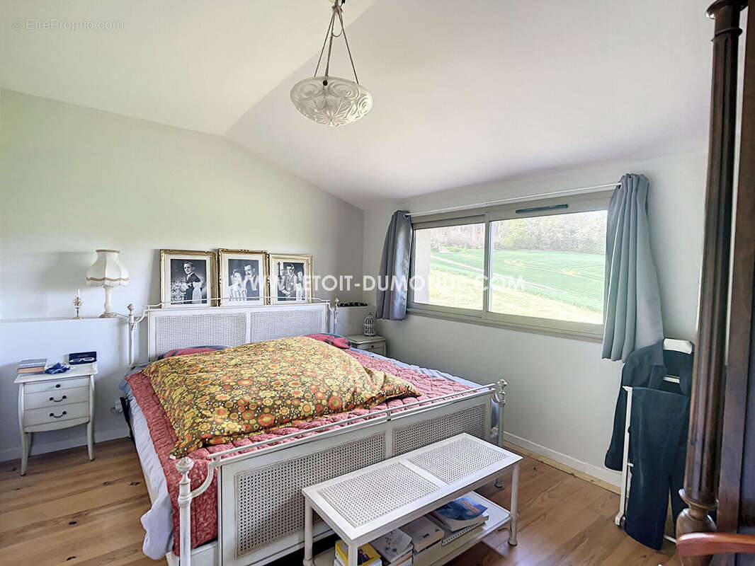 Maison à SAINT-GERMAIN-DU-SALEMBRE