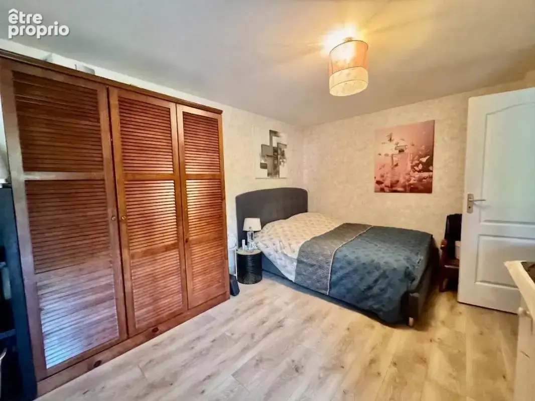 Maison 129m2, 4 chambres  , 2 sdb  + studio indépendant  , parcelle 1600m2  Sains-en-Amiènois - photo 7