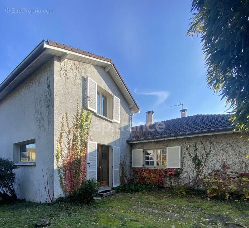 Maison à CRAPONNE