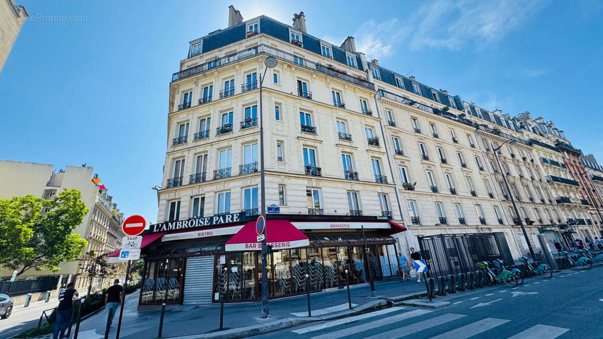 Appartement à PARIS-10E