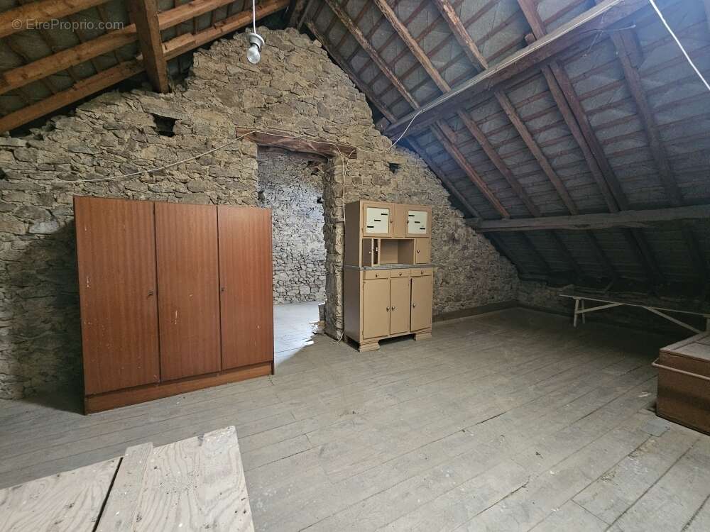 Appartement 108 m² à Saint-Pierre-De-Fursac  - photo 18