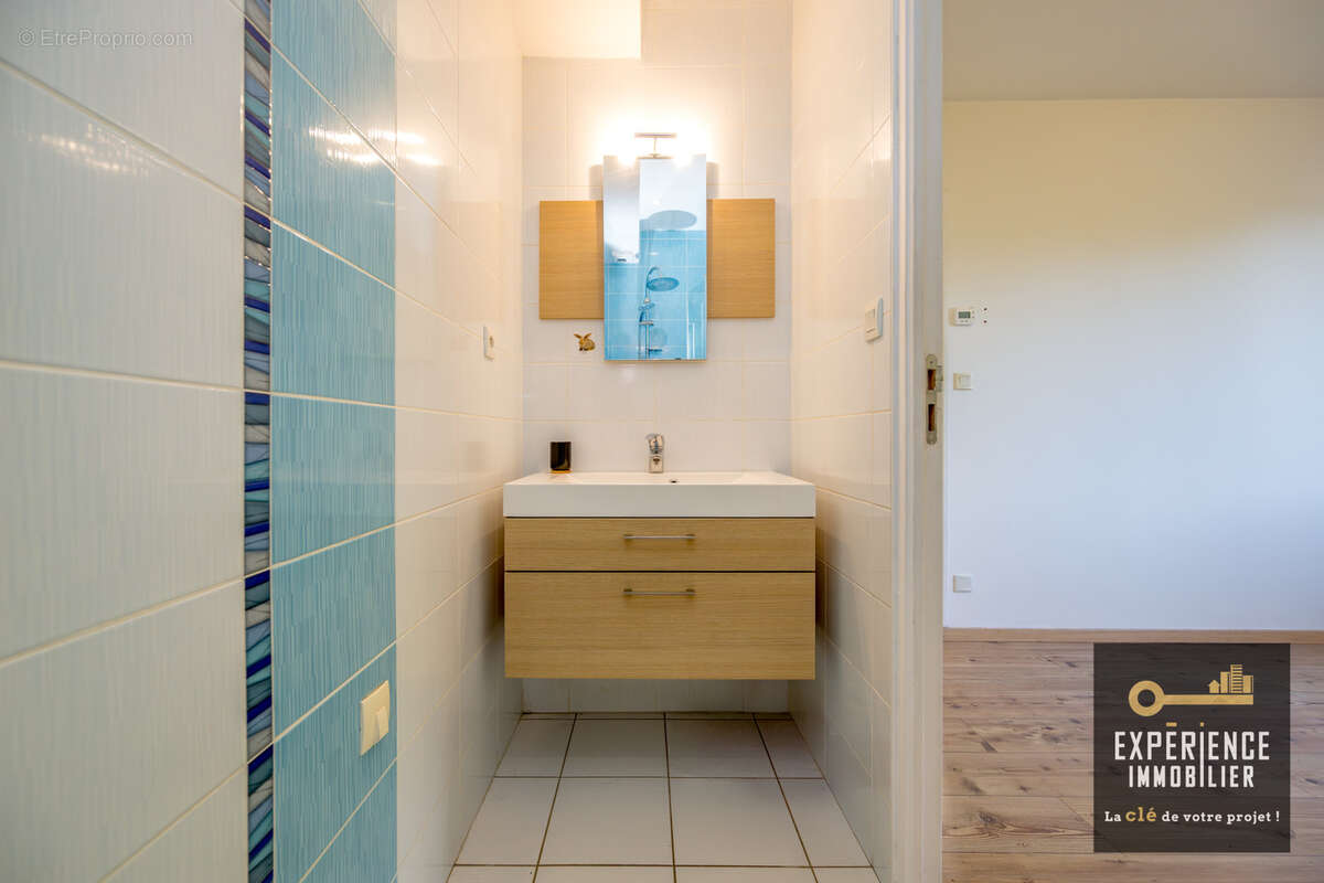 Maison familiale lumineuse avec 5 chambres et jardin - photo 7