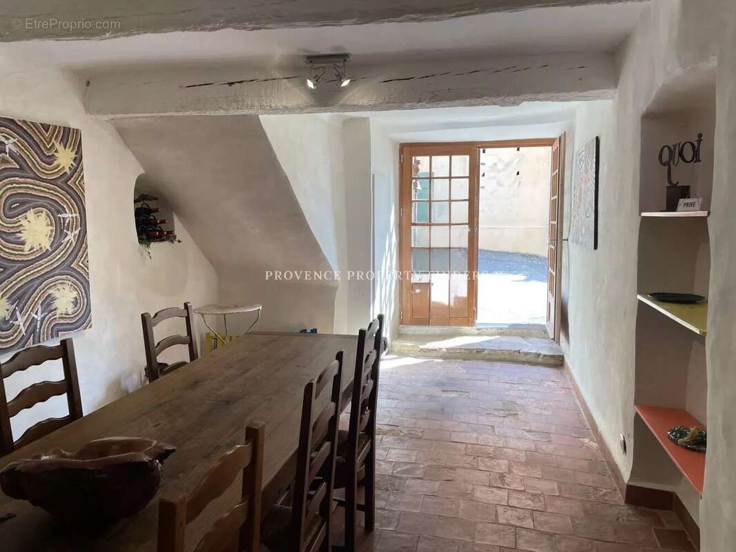 Maison à TOURTOUR