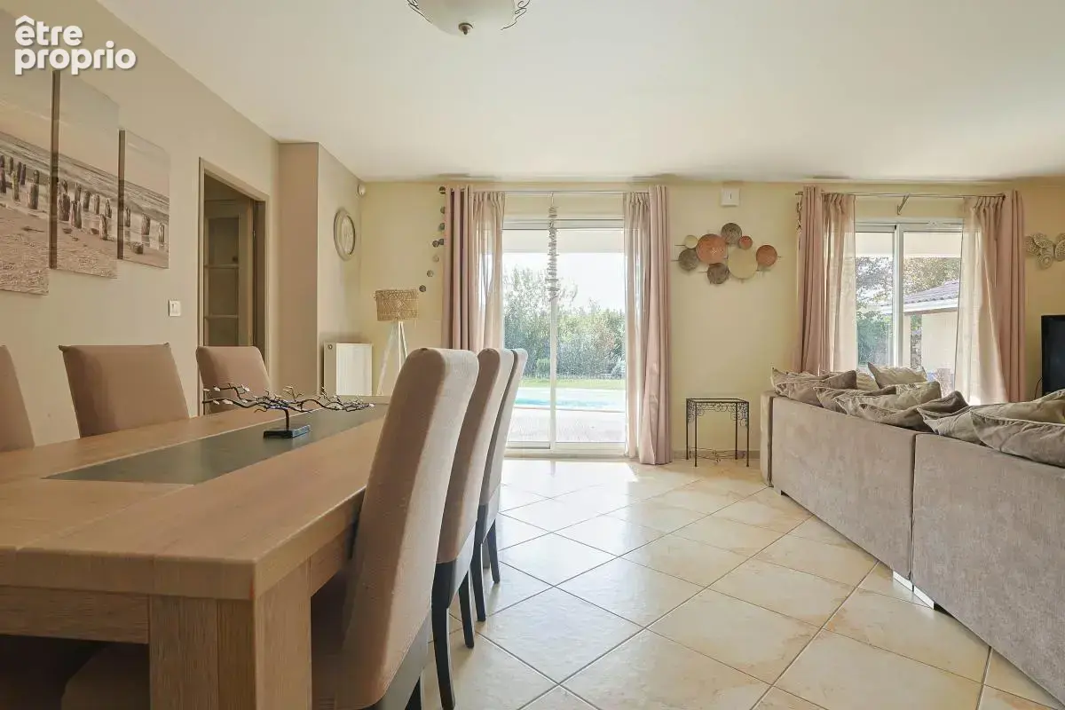 Jolie maison de plain pied t4/5 de 113 m2 sur 1100 m2 de terrain - photo 4