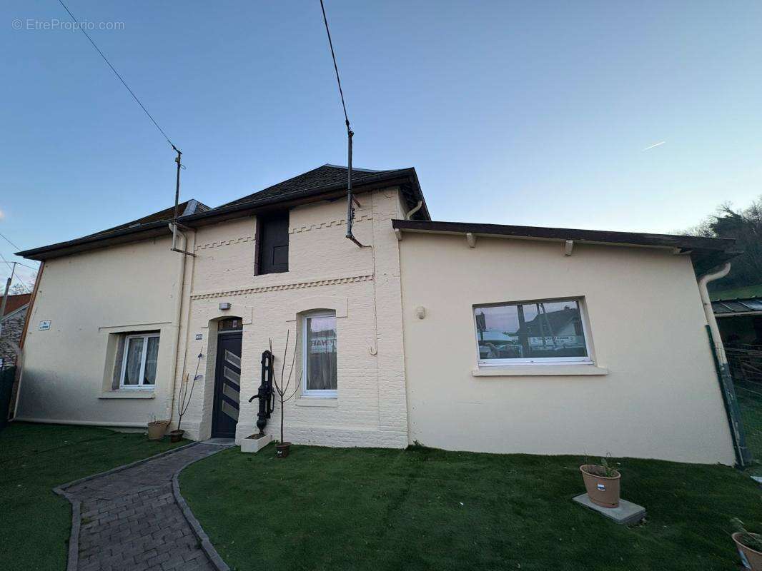 Maison 233 m² à Liercourt  - photo 5