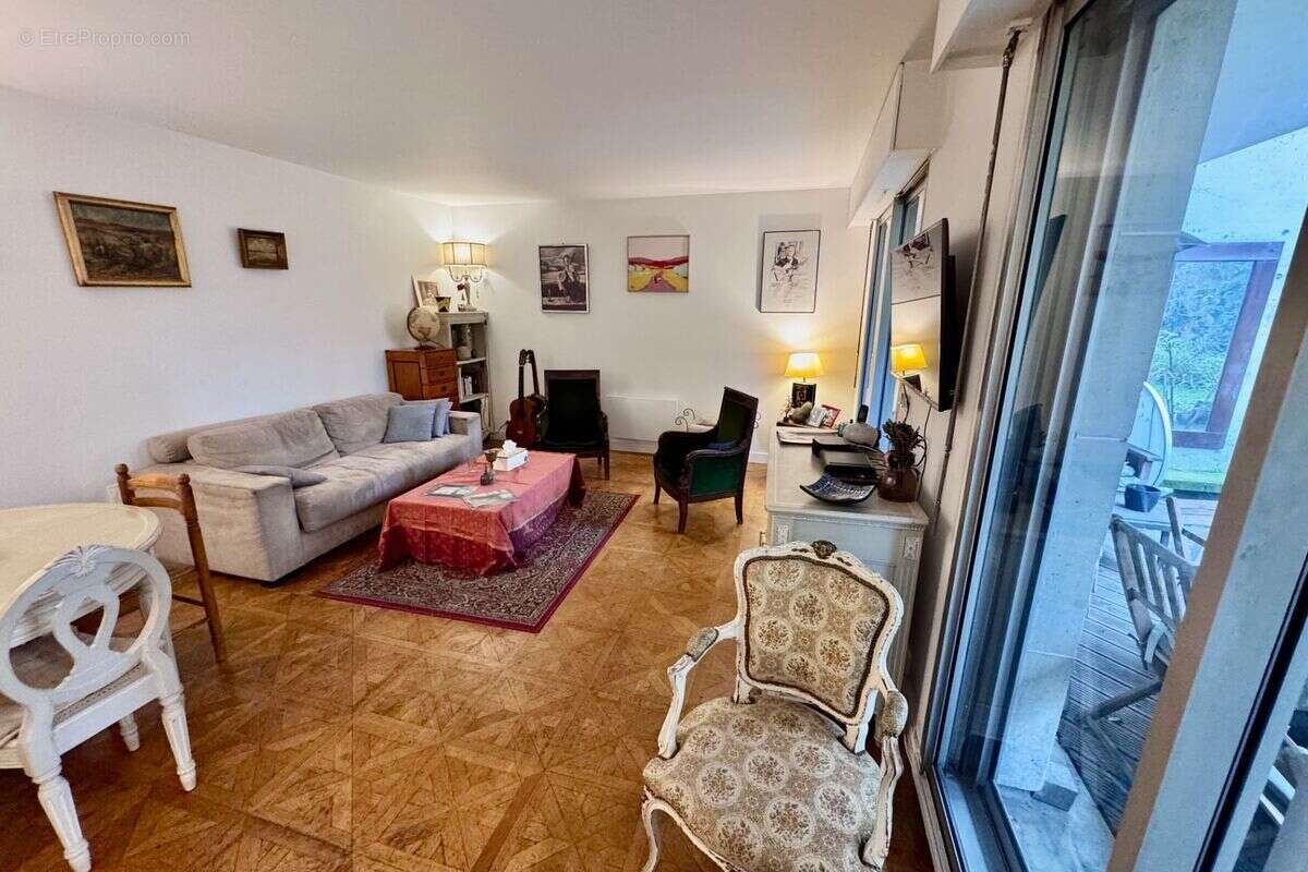 Appartement 87 m² à Saint-Mande  - photo 6