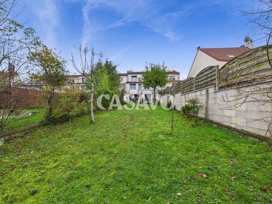 Maison à CHAMPIGNY-SUR-MARNE