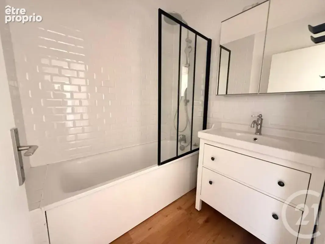Appartement 4 pièces 70 m² à vendre à Fontenay-Sous-Bois (94120) - photo 8