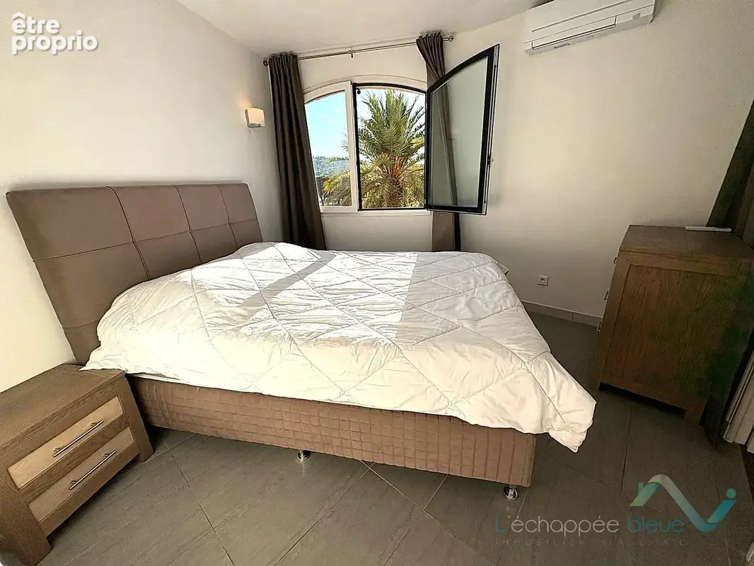 Vente appartement T4, place de parking et casier d'armement aux Marines de Cogolin - photo 6