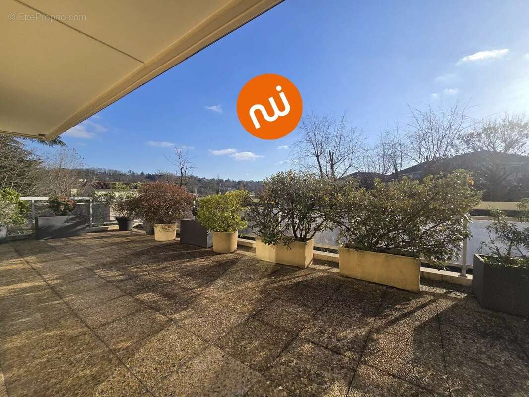 Appartement à TASSIN-LA-DEMI-LUNE