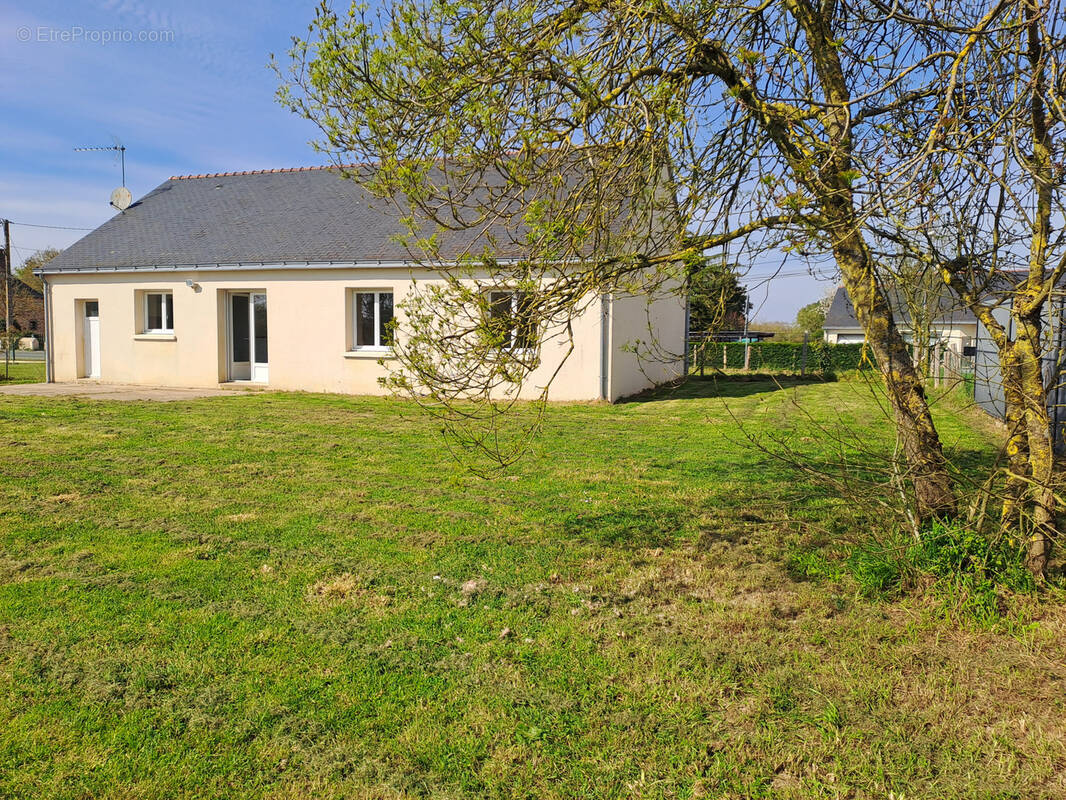 Maison à LA ROUXIERE