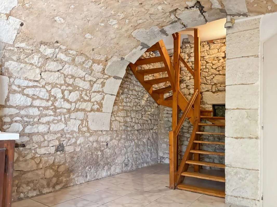 Maison à COULOUNIEIX-CHAMIERS