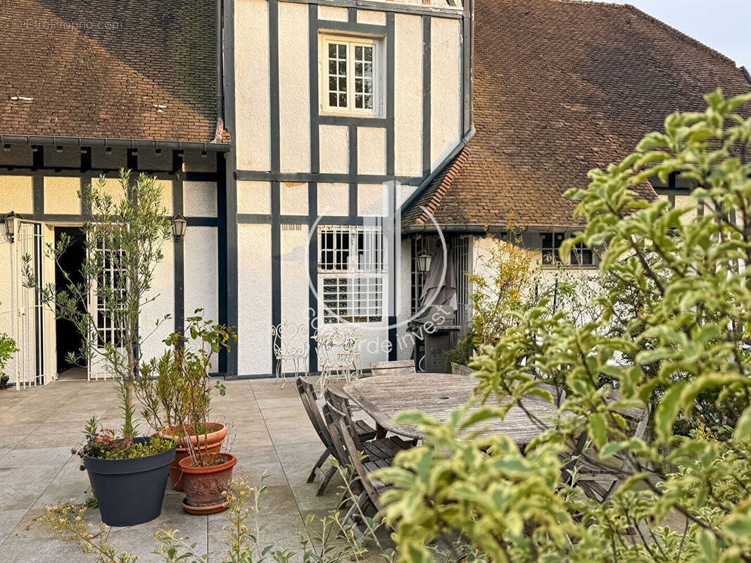 Maison à GARCHES