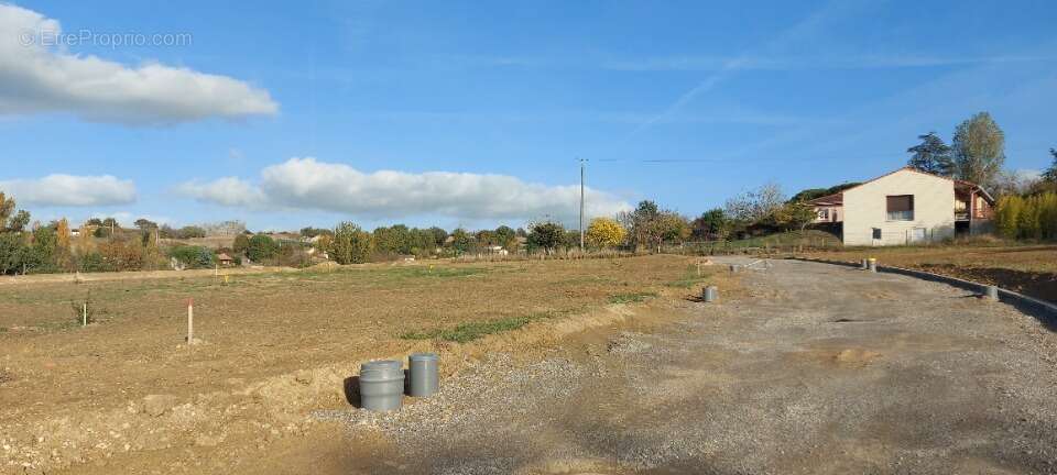 Terrain 600 m² à Venerque  - photo 2