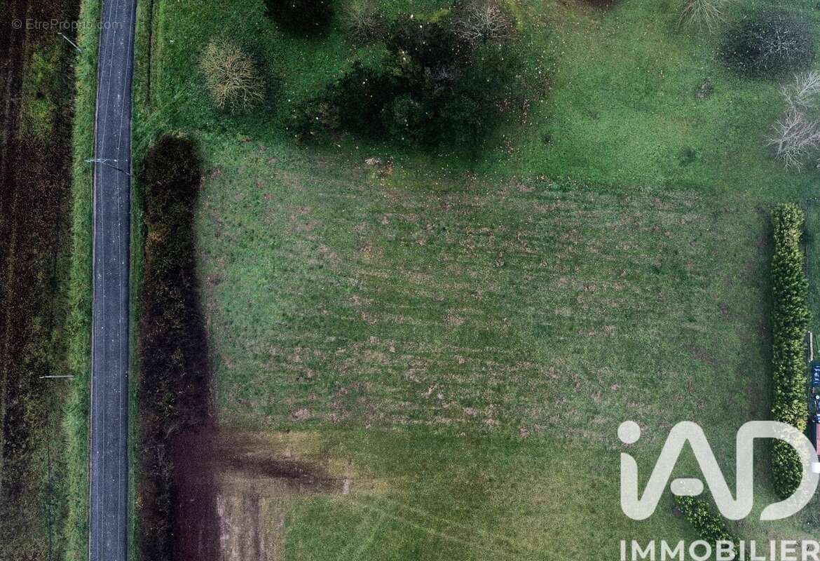 Photo 9 - Terrain à GENAC