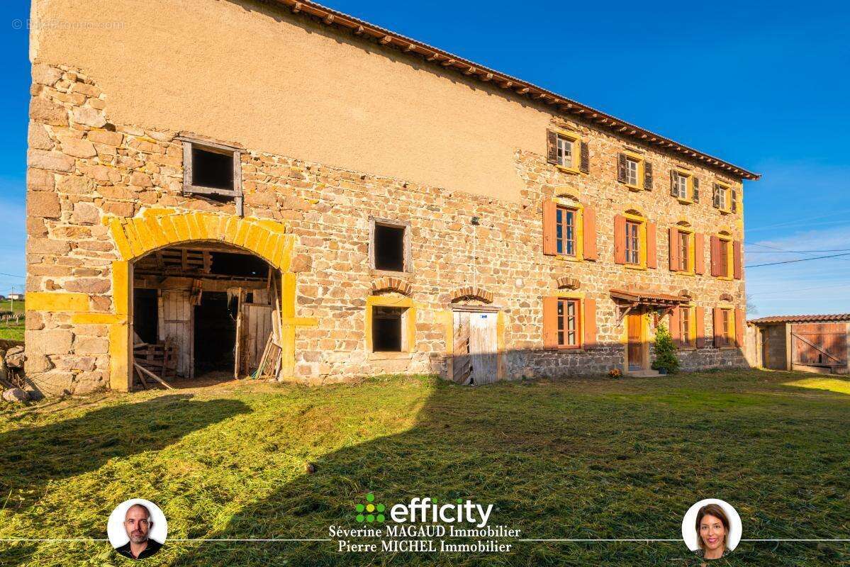 Maison à PONTCHARRA-SUR-TURDINE