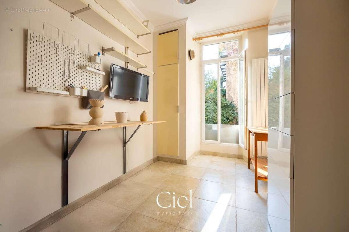 Appartement à MARSEILLE-8E