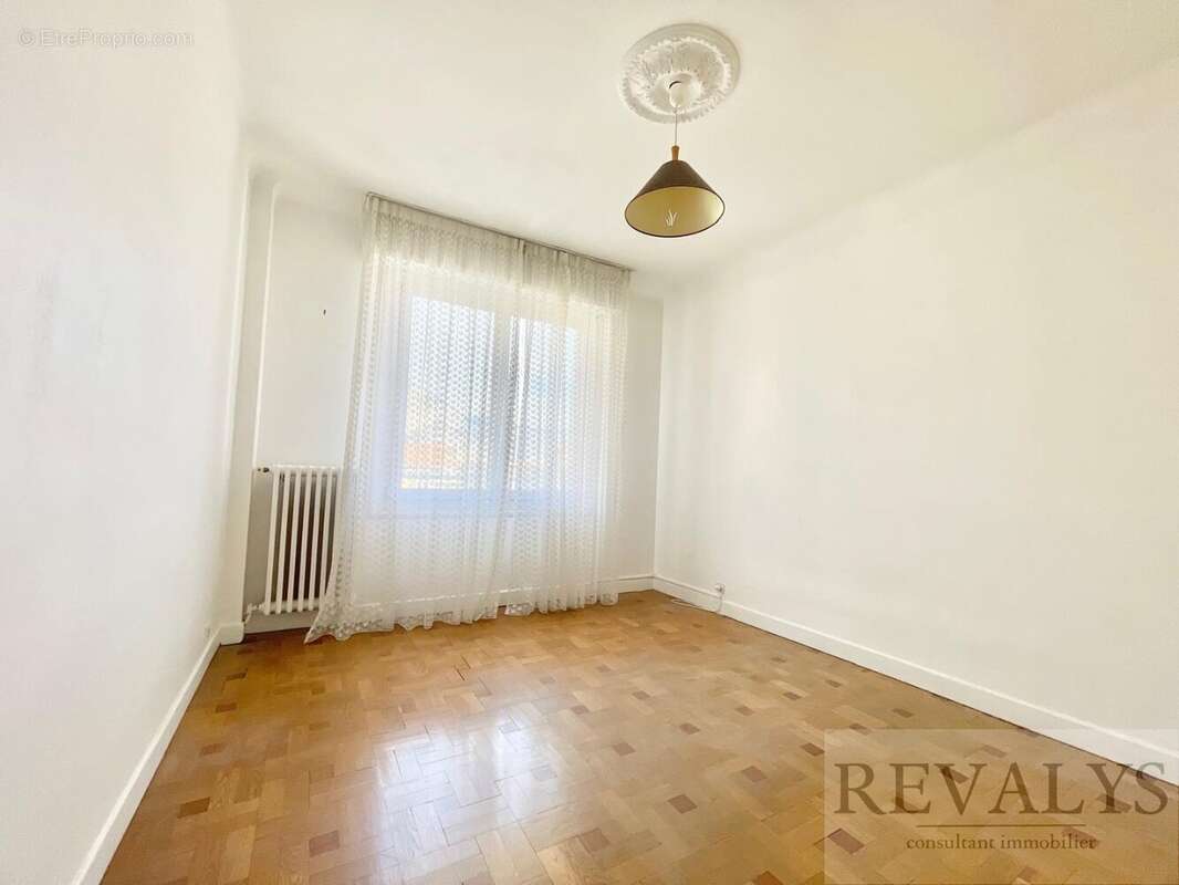 Appartement à BEAULIEU-SUR-MER