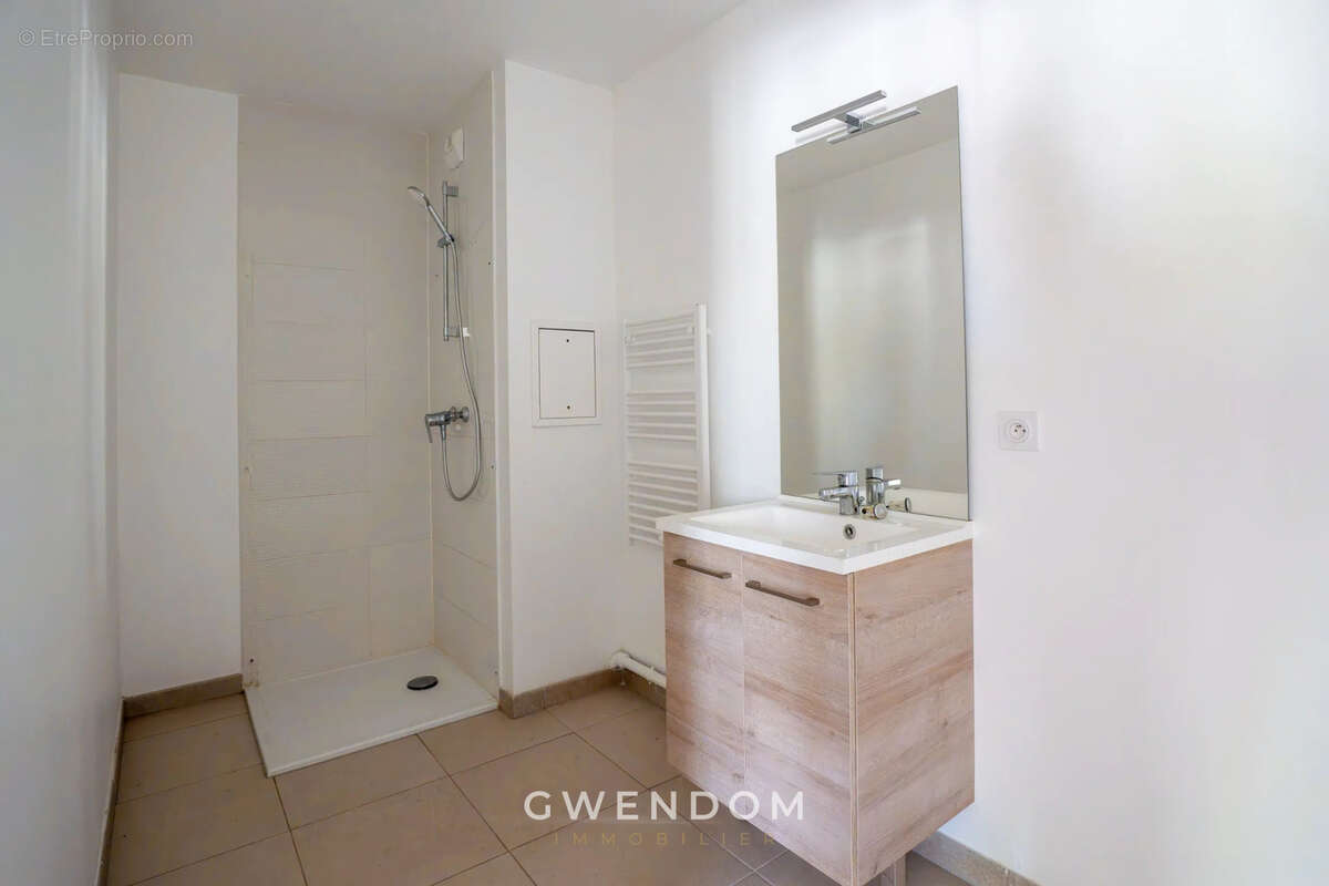 Appartement à TORCY