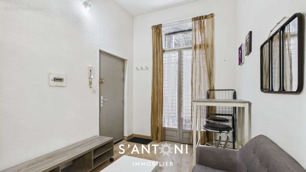 PEZENAS- Immeuble de rapport centre-ville - photo 10