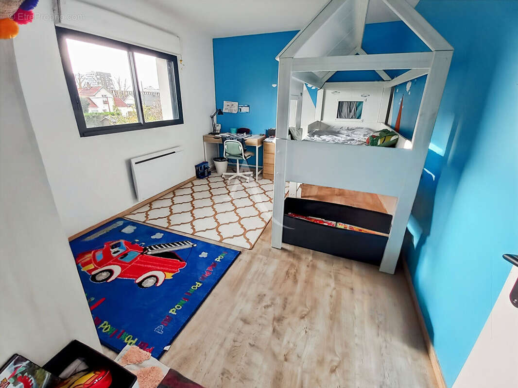 Maison à SAINT-ETIENNE-DU-ROUVRAY