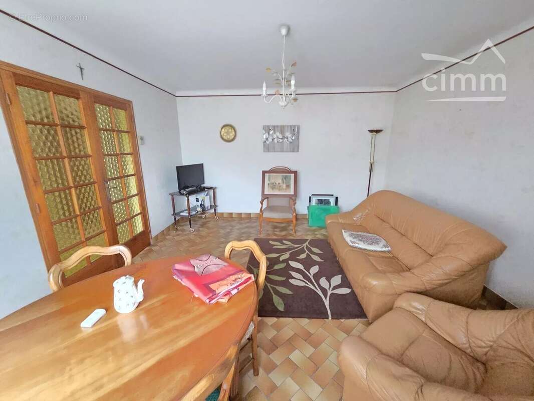 Maison à LES TOUCHES